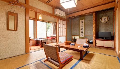 Japanese-Style Quadruple Room