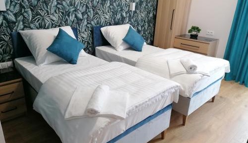 Twin Room with Private Bathroom