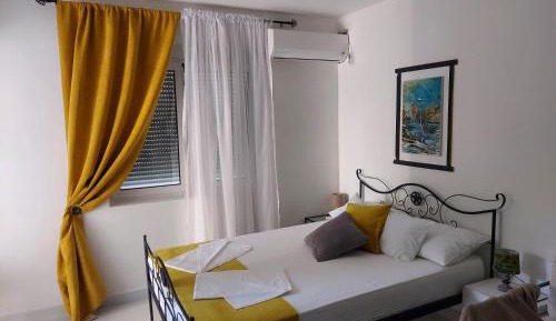 Studio with Sea View