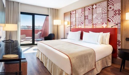 Deluxe Double Room with Terrace