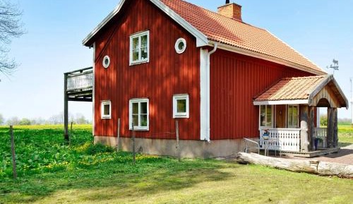 Four-Bedroom Holiday Home