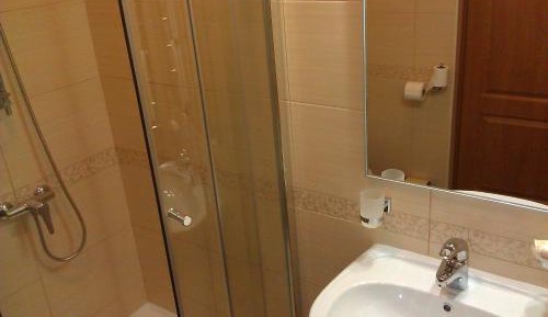 Studio Apartment (2 Adults)