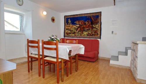 One-Bedroom Holiday Home