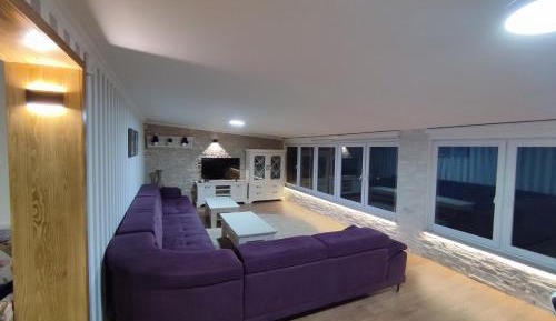 Villa with Garden View