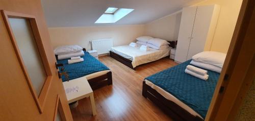 Classic Quadruple Room