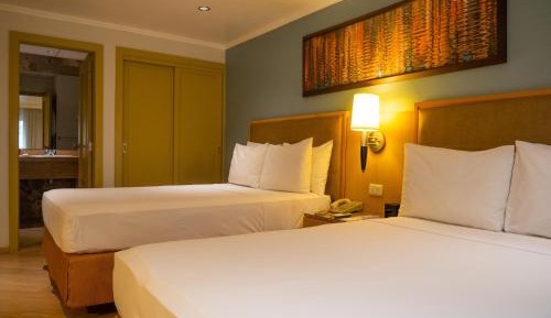 Deluxe Double Room with Two Double Beds - Non-Smoking