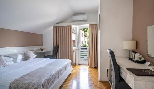 Comfort Double or Twin Room with Balcony