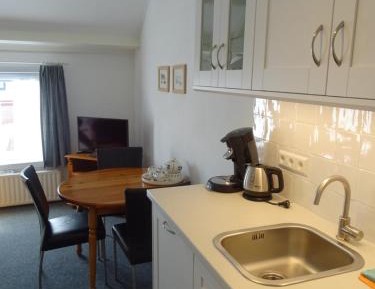 One-Bedroom Apartment (2 Adults)
