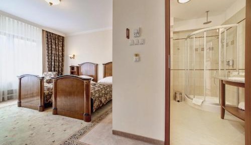 Classic Twin Room