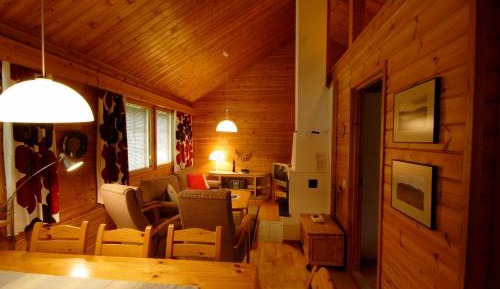 Two-Bedroom Cottage with Sauna