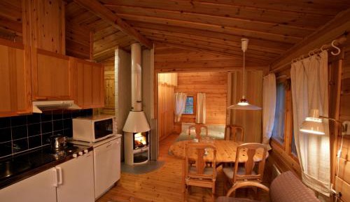 One-Bedroom Cottage with Sauna (2 Adults)