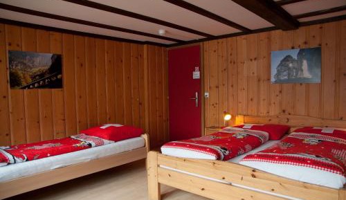 Triple Room with Shared Bathroom