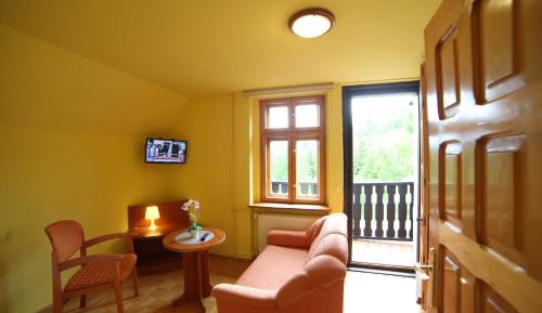 Studio with Balcony