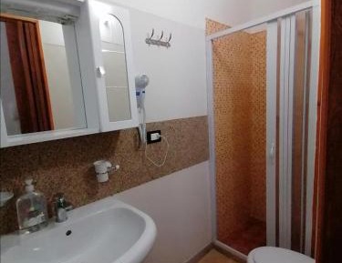 Twin Room with Private Bathroom
