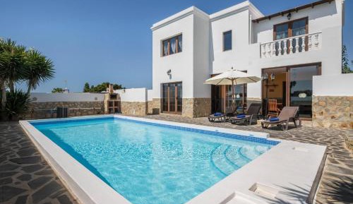 Villa with Sea View