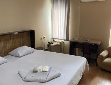 Standard Double or Twin Room with Garden View