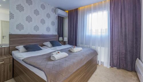 Deluxe Double Room with Extra Bed