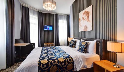 Superior Double or Twin Room with Free Mini-bar