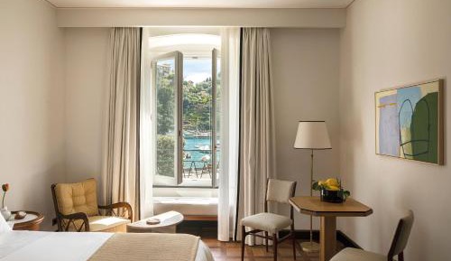 Junior Suite with Balcony and Sea View