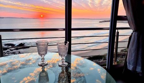 Honeymoon Suite