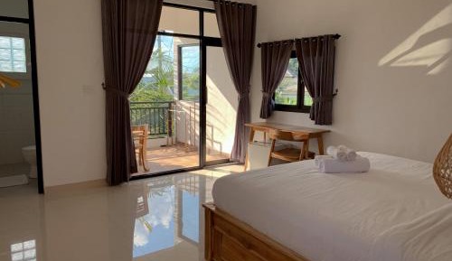 King Room with Balcony