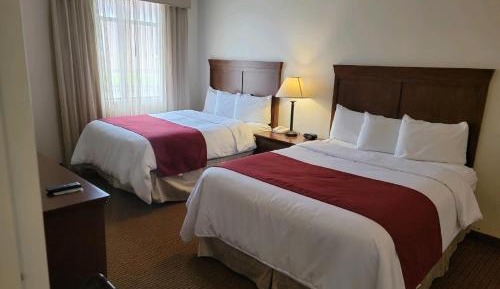 Queen Suite with Two Queen Beds - Lodge