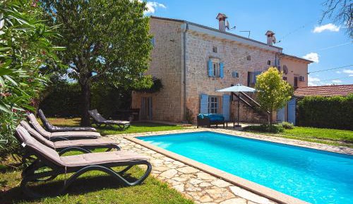Five-Bedroom Villa