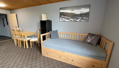 Studio (4 Adults)