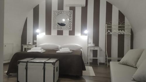 Double or Twin Room with Private Bathroom