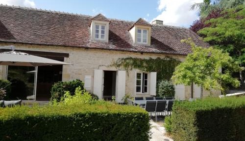 Holiday Home (14 Adults)