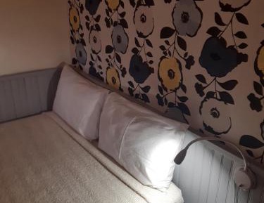 Triple Room with Shared Toilet