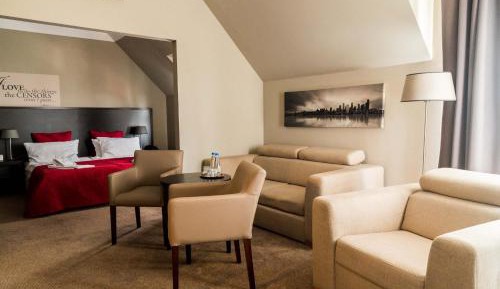 Deluxe Double or Twin Room