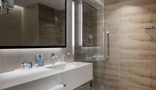 Friends and Family Stay - Two Connected Rooms