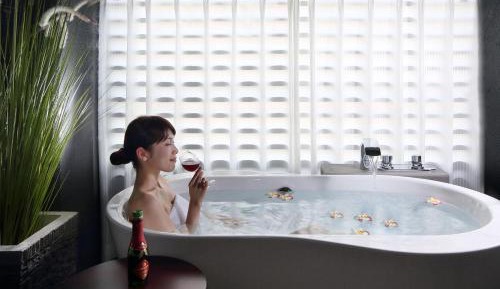 Double Room with Small Double Bed and Semi Open-Air Bath - Non-Smoking