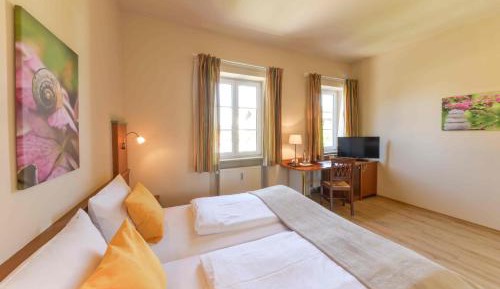 Double Room 2