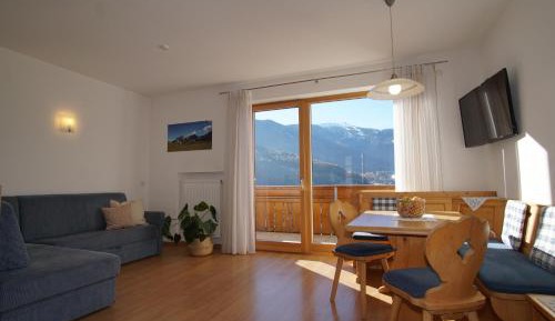 One-Bedroom Apartment (2 Adults)