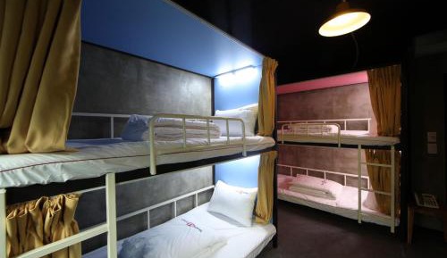 Bunk Bed in 6-Bed Male Dormitory Room