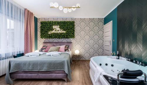 Suite with Spa Bath