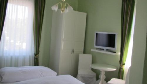Double Room with Shower