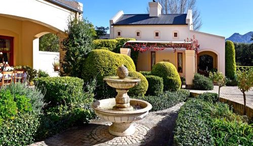 Garden Cottage - Petit Plaisir Cottage