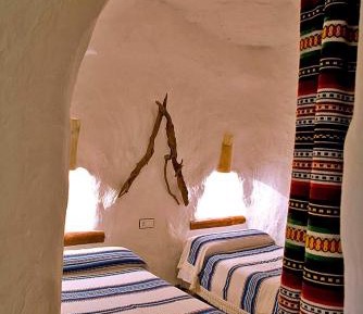 Cave (6 Adults) 