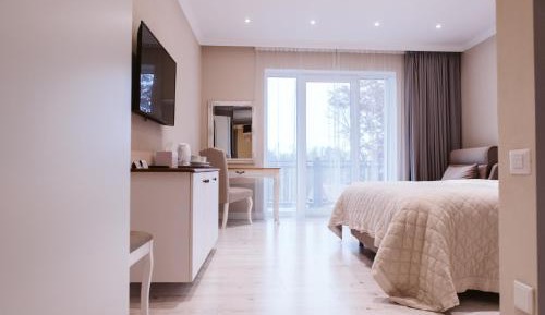 Deluxe Double Room with Balcony