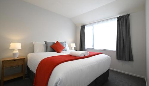 Superior One-Bedroom Apartment with Spa Bath