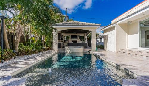 Four-Bedroom Holiday Home