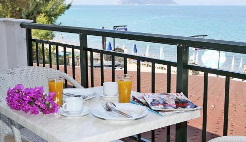 Deluxe Suite with Sea View