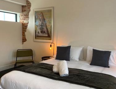 Premium King Room