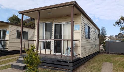 Economy Cabin - Sleeps 5
