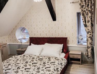 Large Double Room
