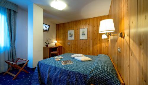 Classic Double or Twin Room
