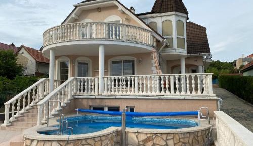 Superior Villa
